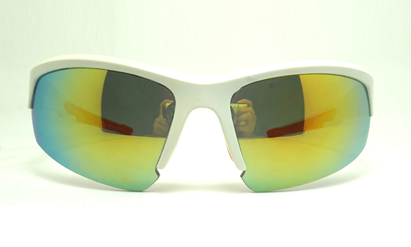 Polarized sunglasses